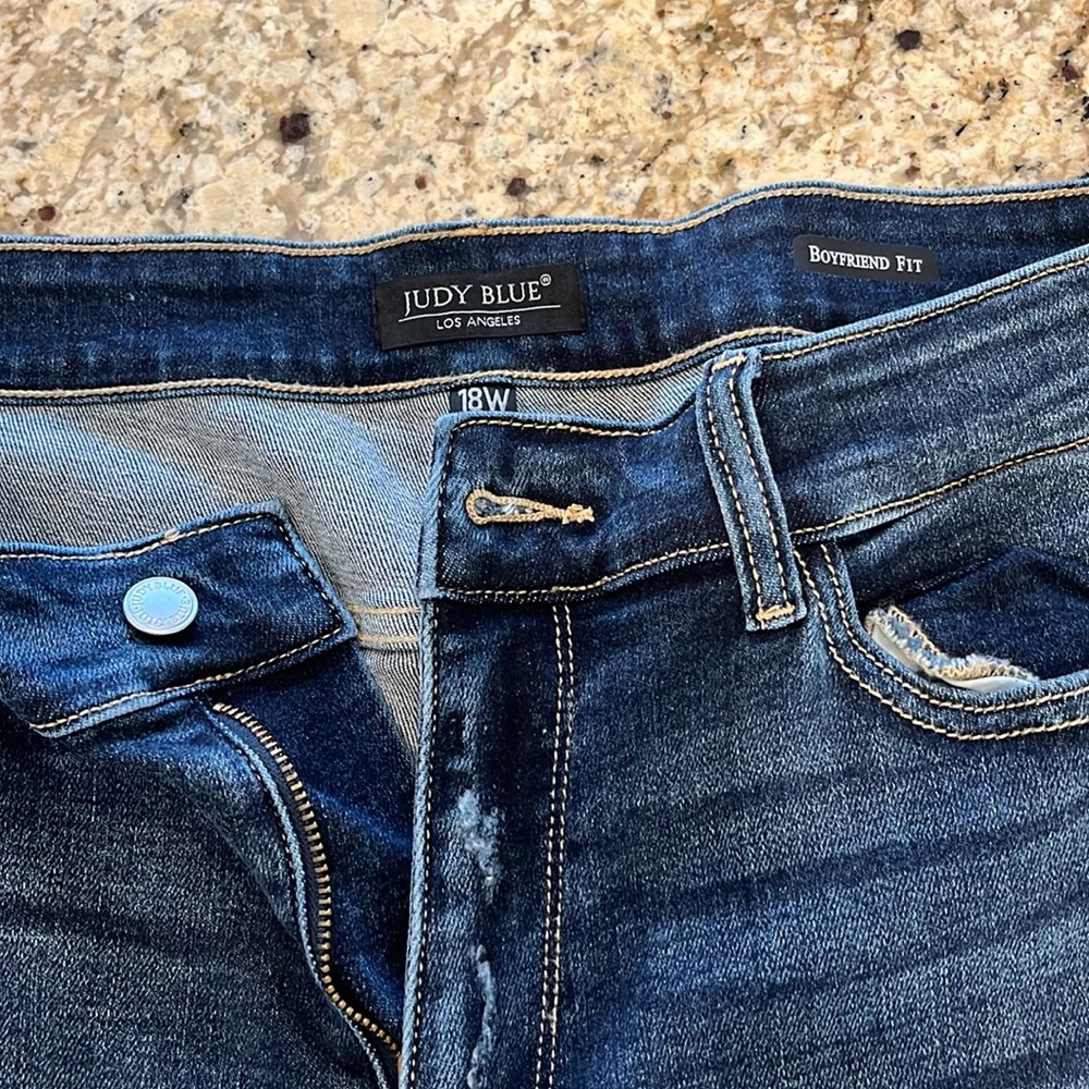 Judy Blue size 18 jeans. Boyfriend fit. Distressed.